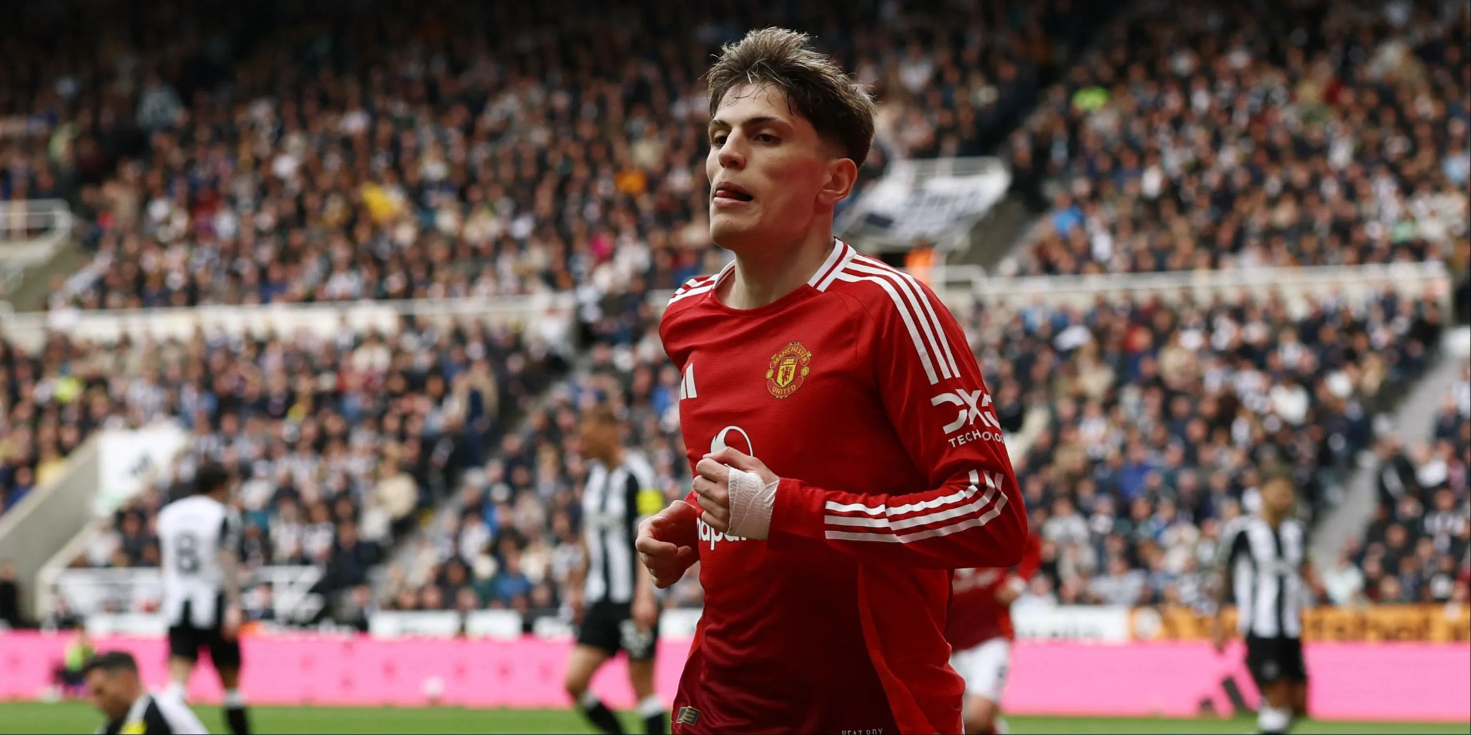 Alejandro Garnacho trong màu áo Manchester United
