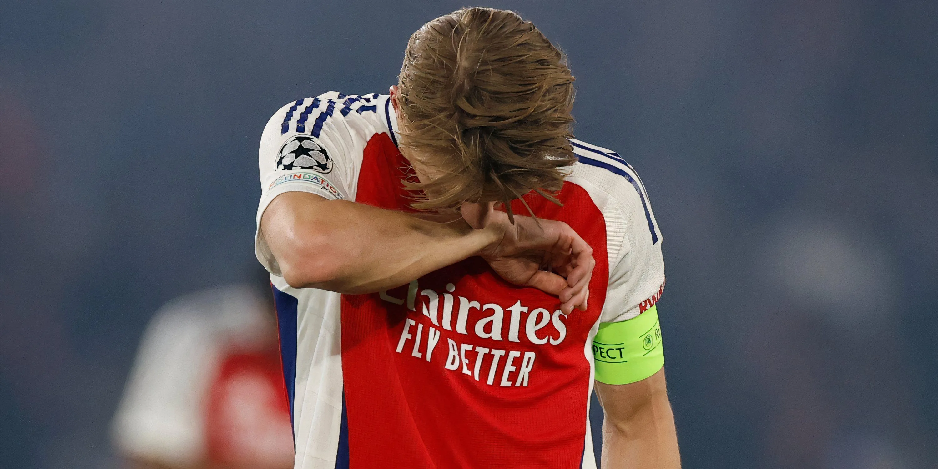 Đội trưởng Martin Odegaard thi đấu cho Arsenal tại Premier League