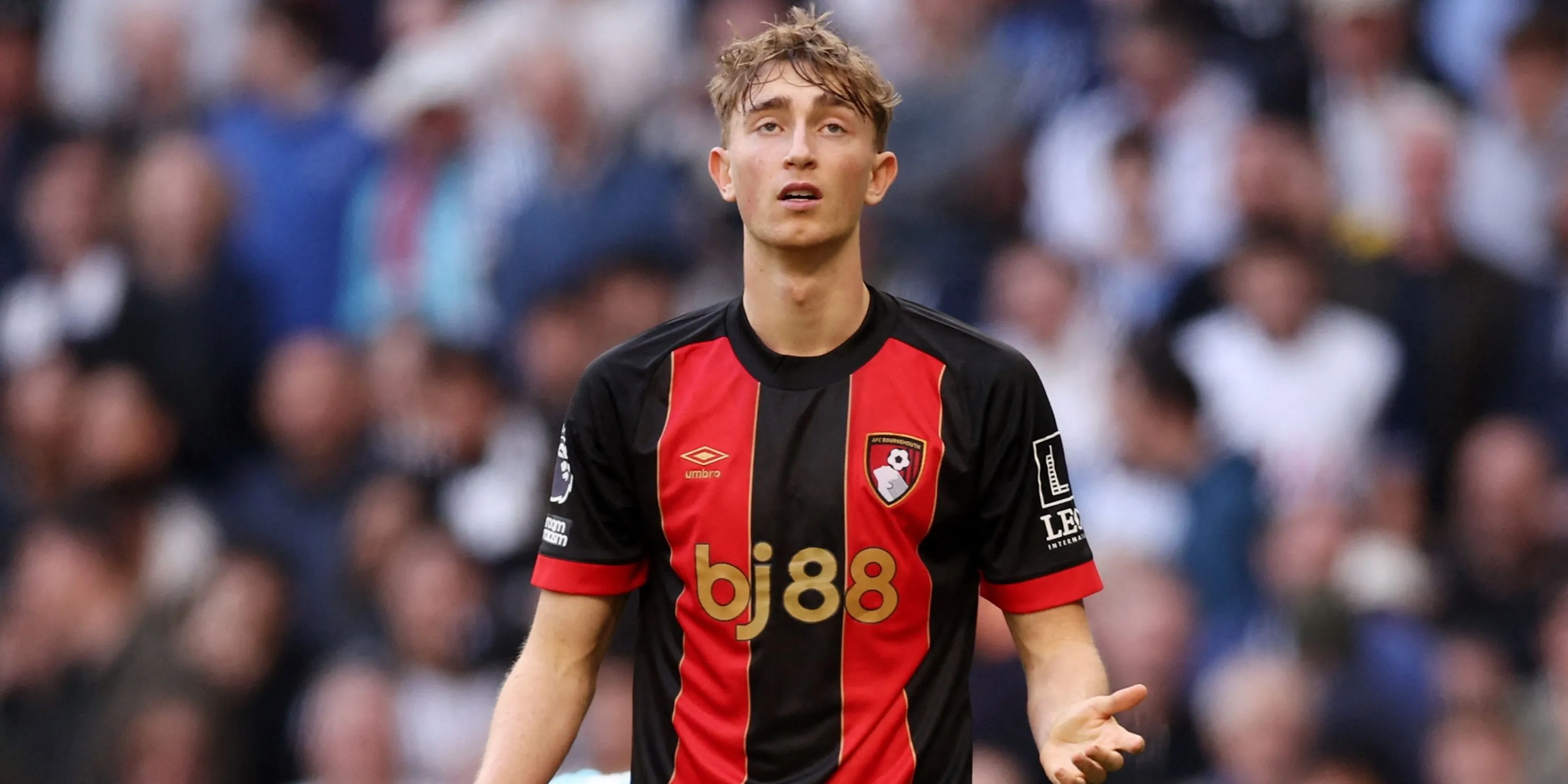 Hình ảnh Dean Huijsen khi còn thi đấu cho Bournemouth