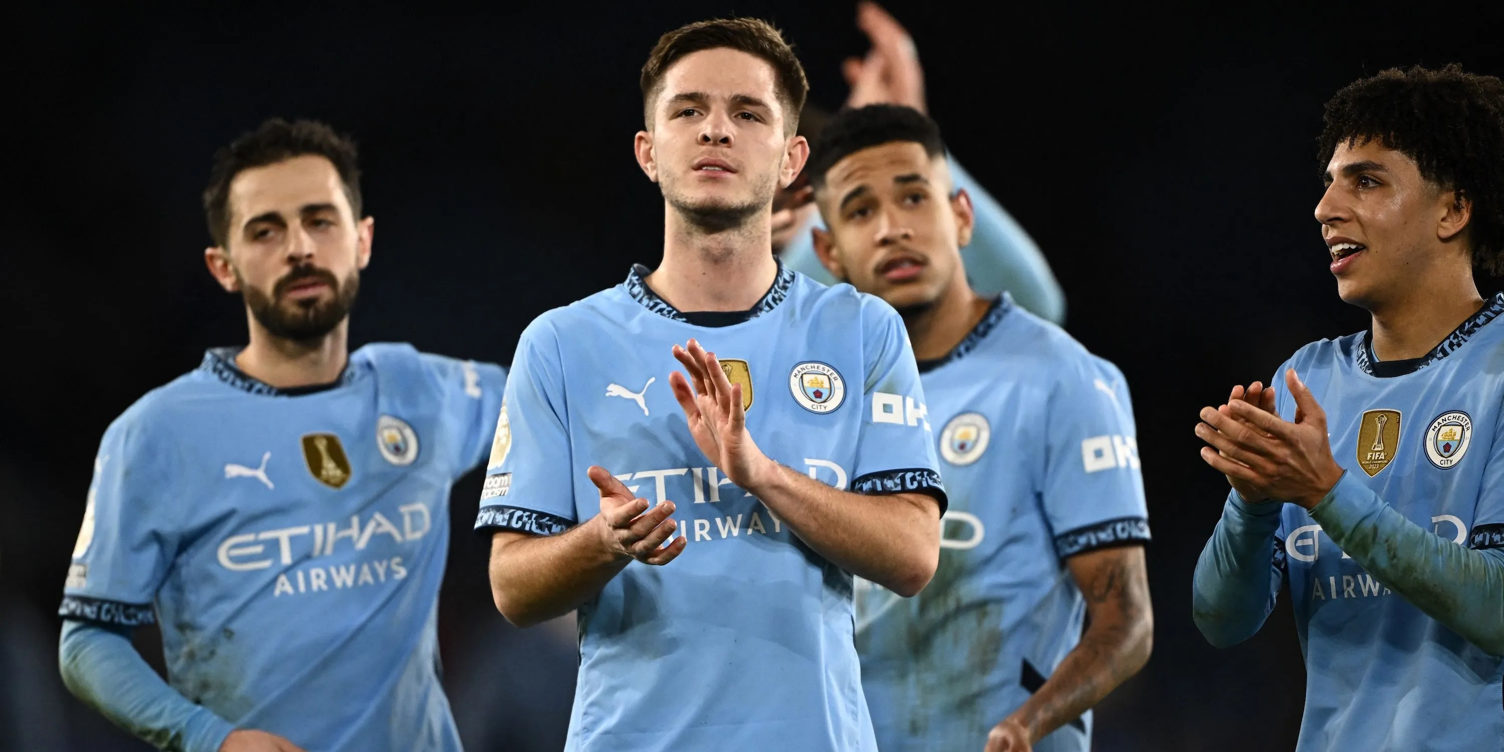 Tiền vệ James McAtee ăn mừng trong màu áo Manchester City