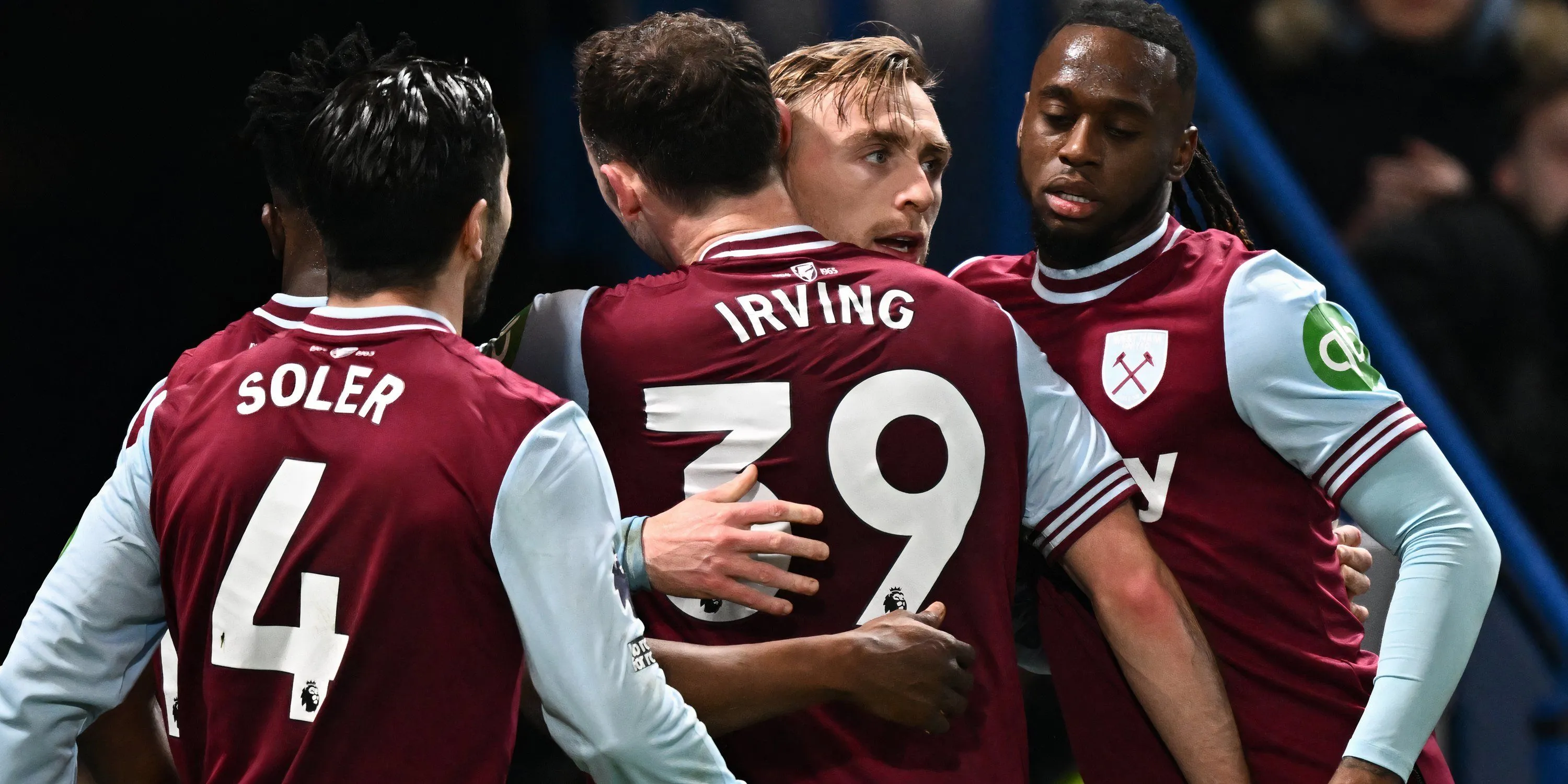 Andy Irving, tiền vệ của West Ham được cho là mục tiêu của Celtic