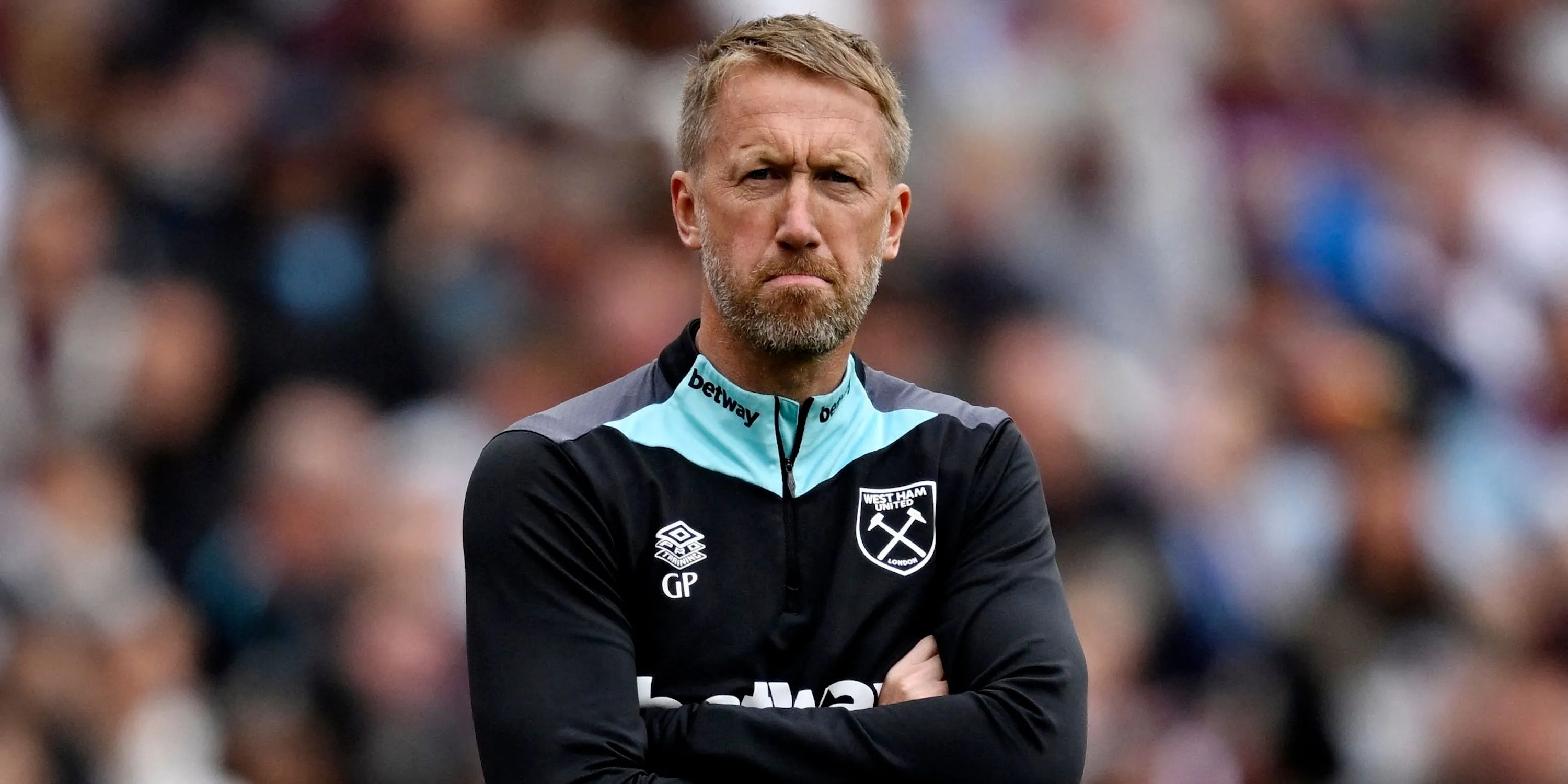HLV Graham Potter của West Ham trên sân tập