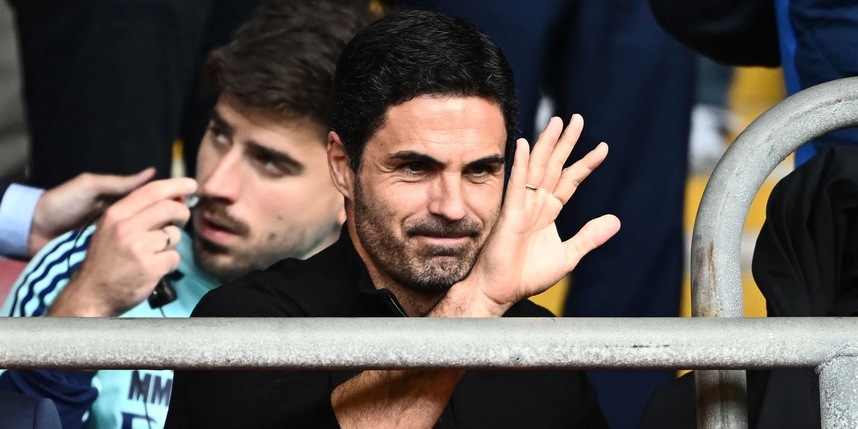 Huấn luyện viên Mikel Arteta của Arsenal