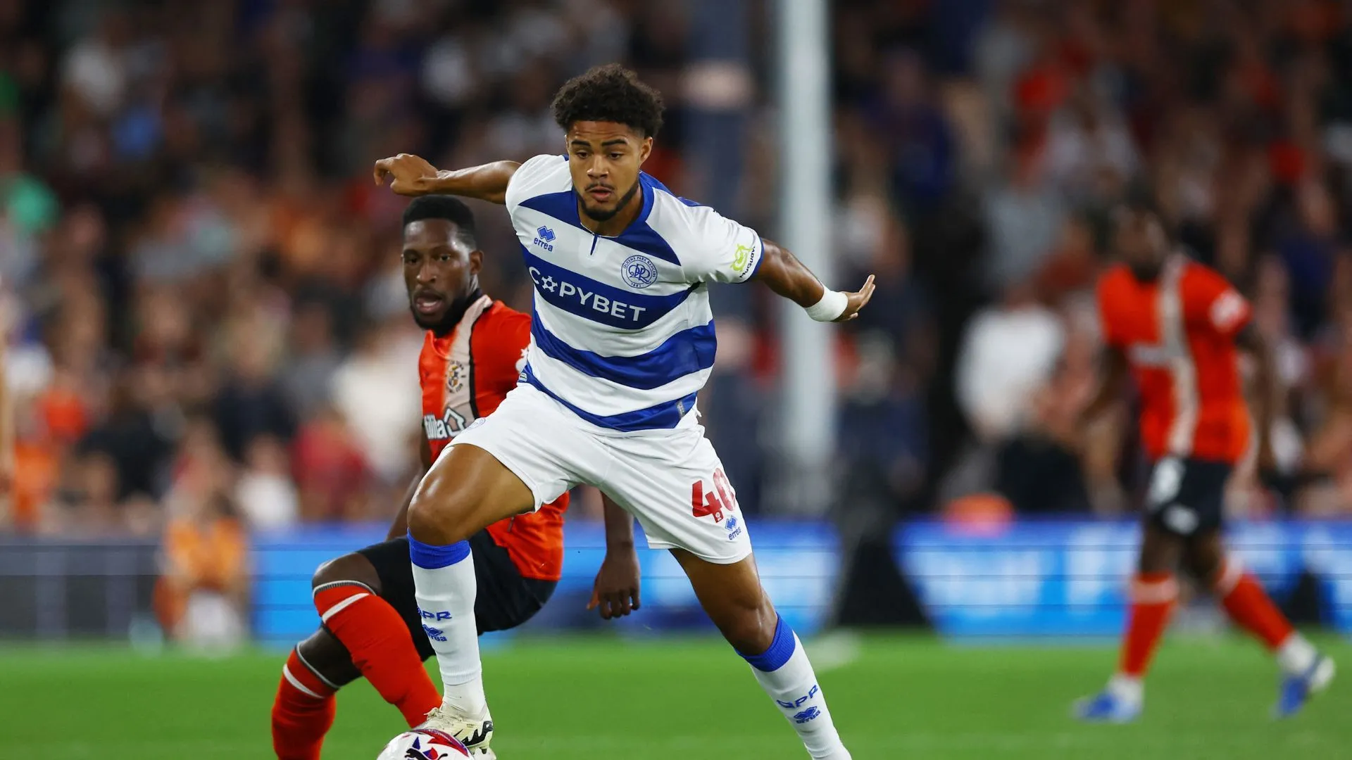 Tiền vệ Jonathan Varane của QPR