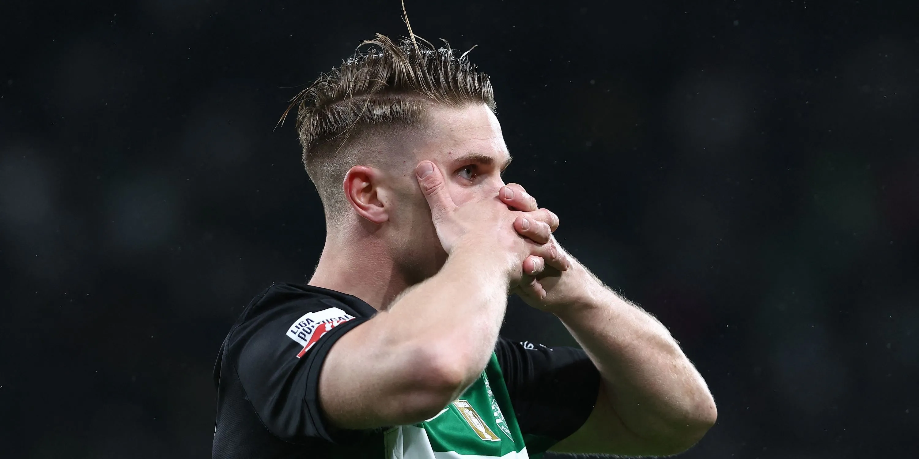 Viktor Gyokeres ăn mừng hat-trick cho Sporting CP