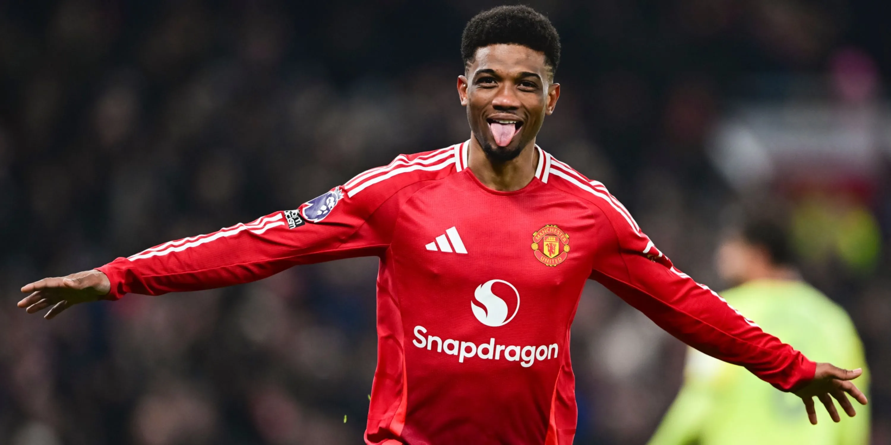 Amad Diallo ăn mừng bàn thắng cho Manchester United sau khi ghi hat-trick vào lưới Southampton