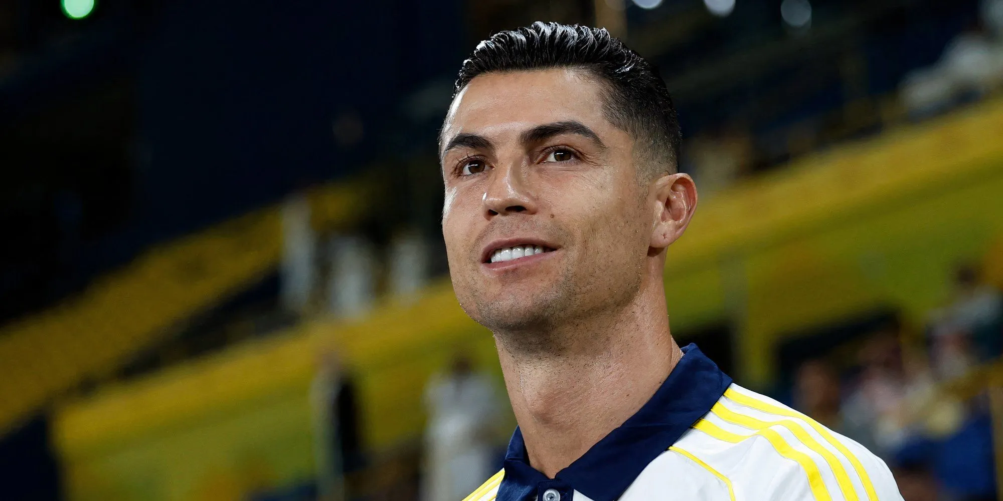 Cristiano Ronaldo - một trong những huyền thoại bóng đá vĩ đại