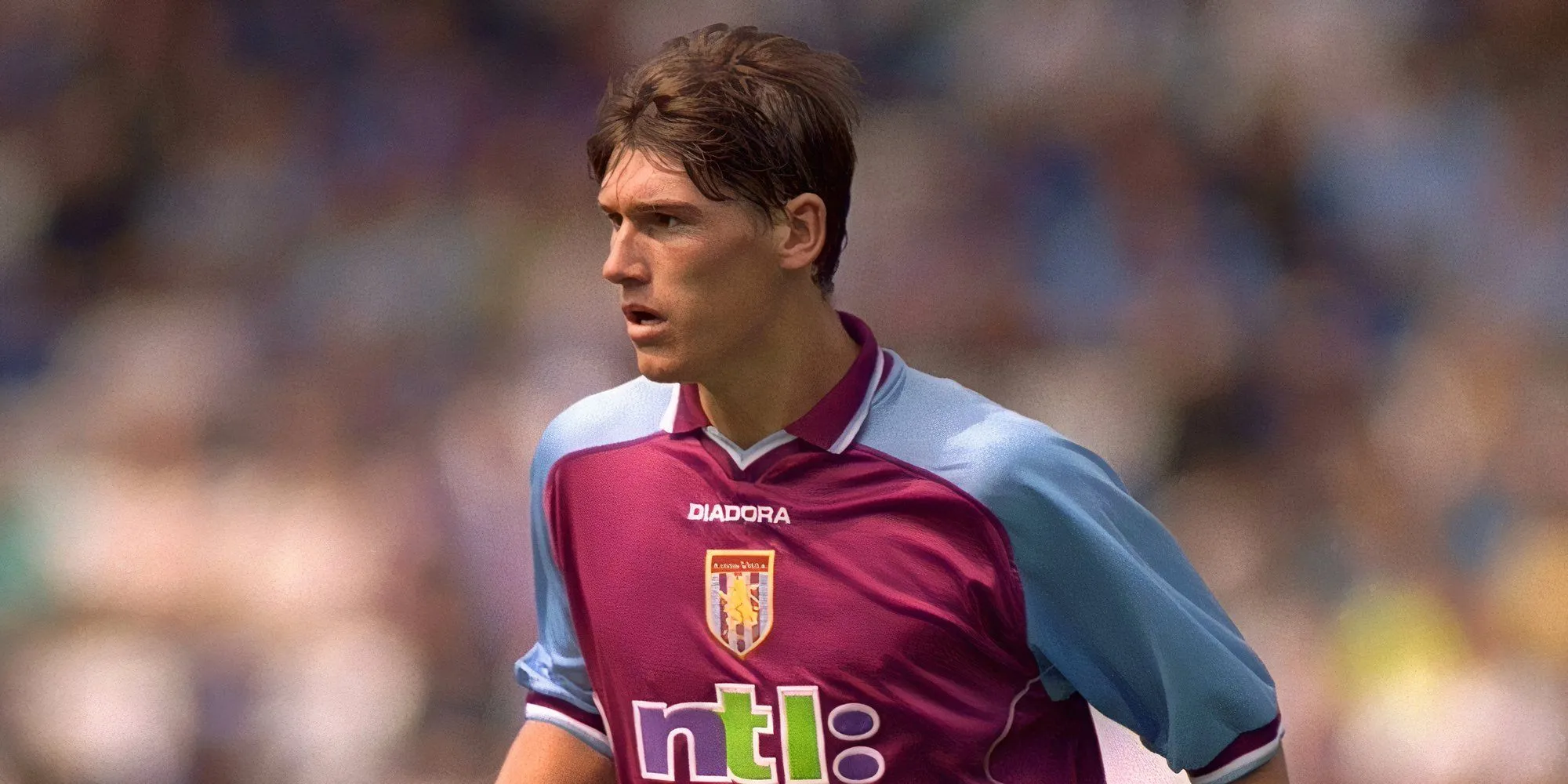 Gareth Barry khi còn khoác áo Aston Villa