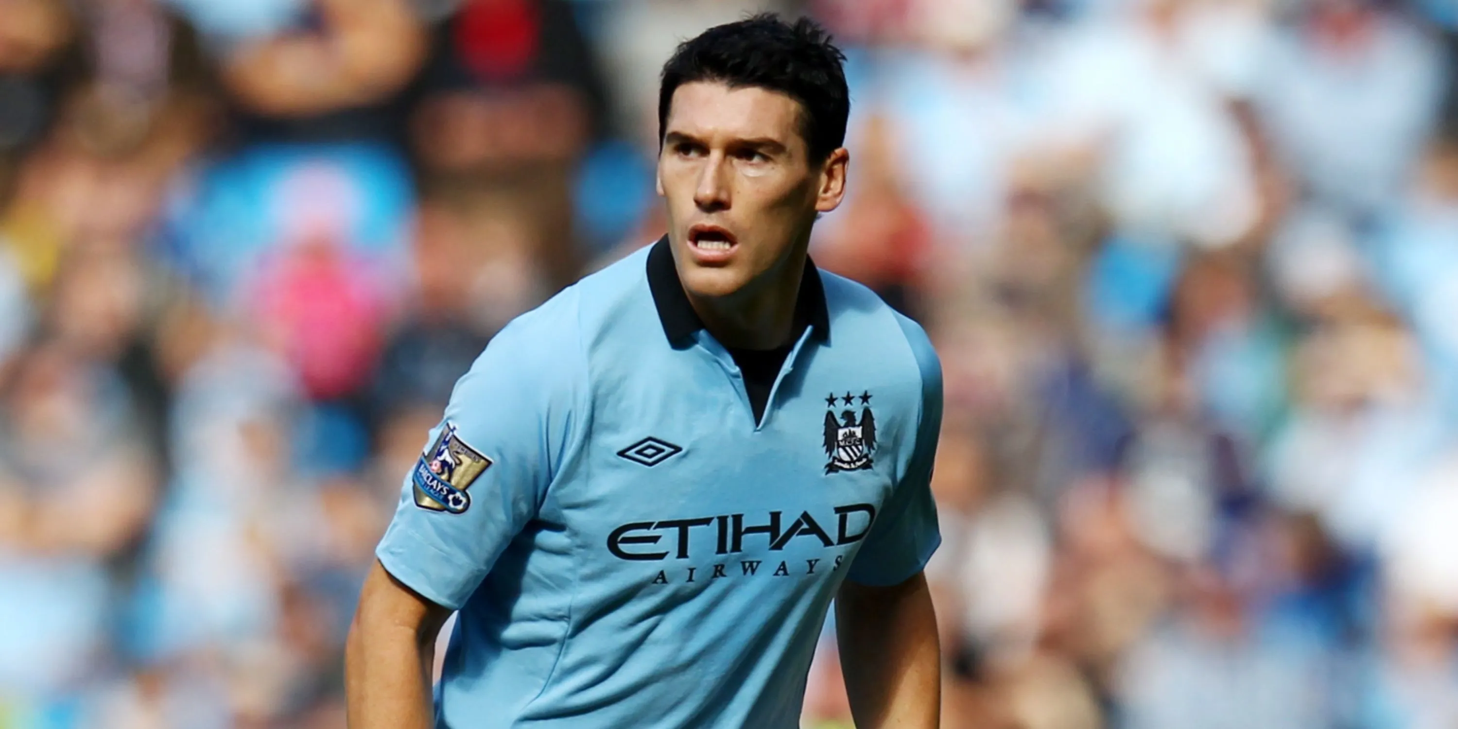 Gareth Barry trong màu áo Manchester City