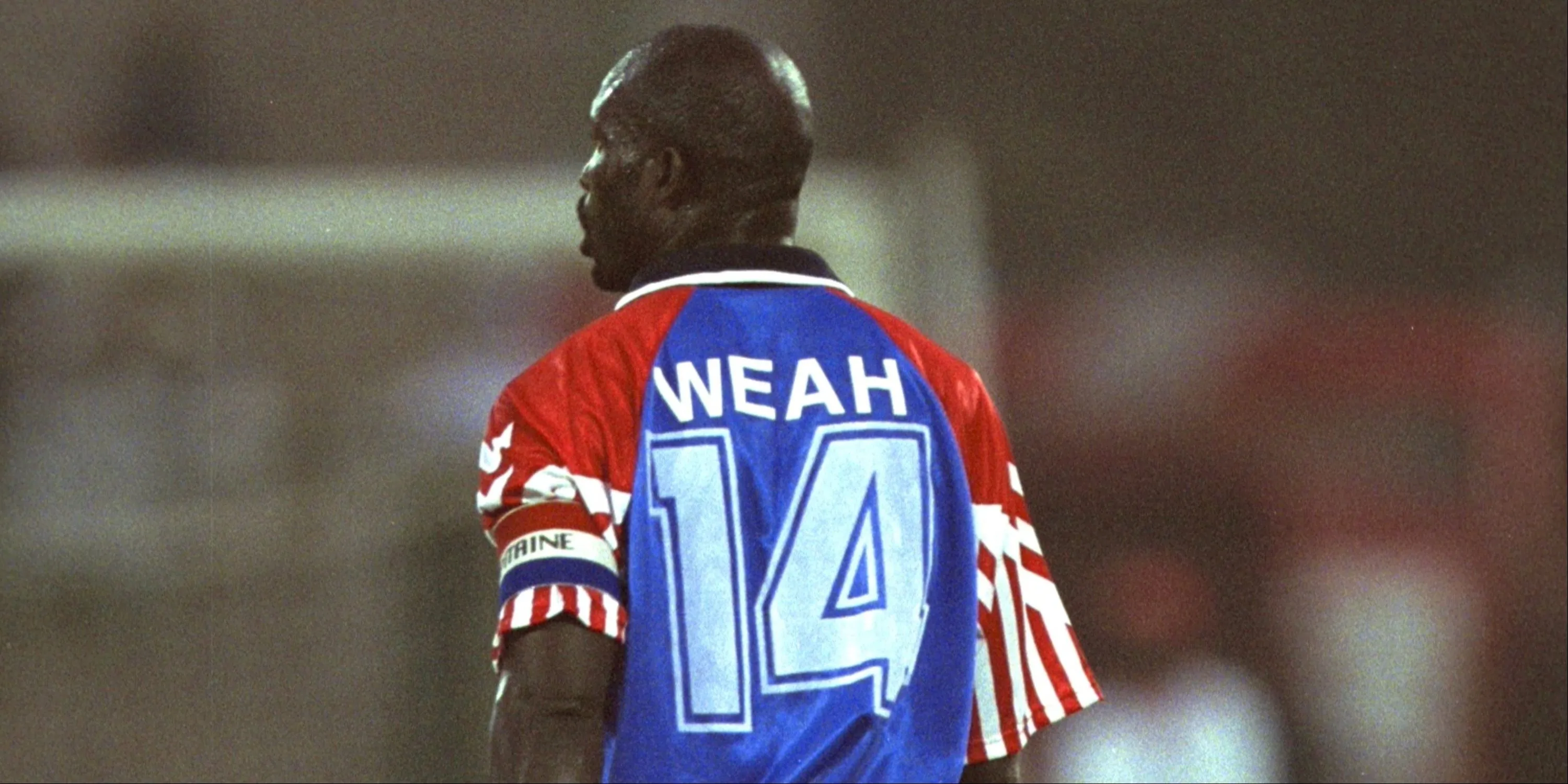 George Weah thi đấu cho đội tuyển Liberia