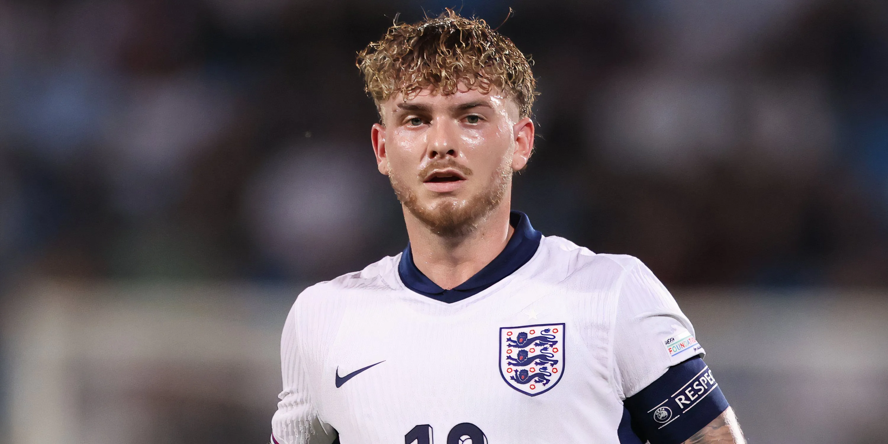 Harvey Elliott trong màu áo U21 Anh tại Giải vô địch châu Âu