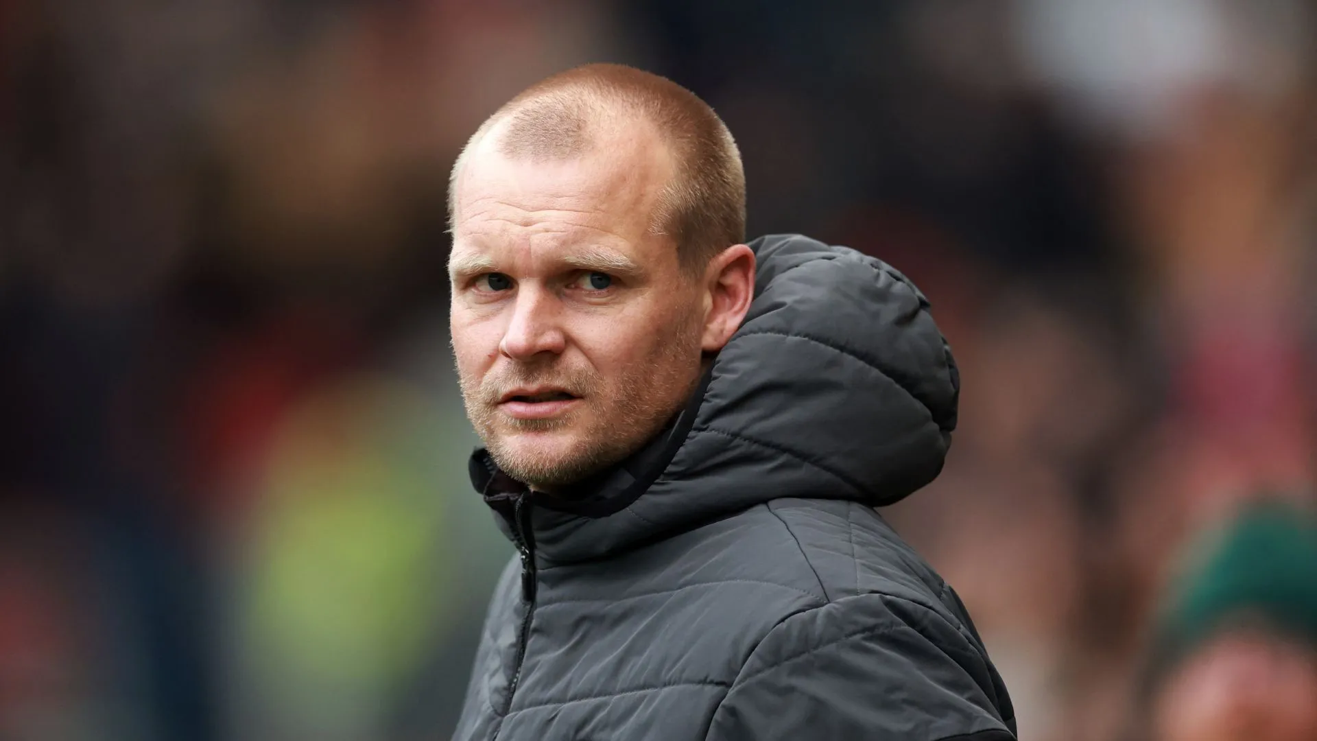 Huấn luyện viên Liam Manning của Norwich City tìm kiếm bổ sung lực lượng