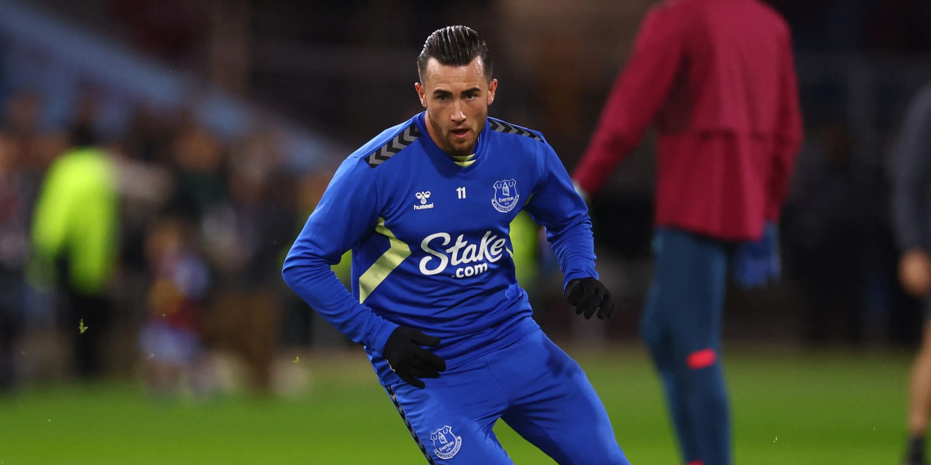 Jack Harrison với phong độ không thuyết phục tại Everton, đặt dấu hỏi về tương lai ở Leeds.