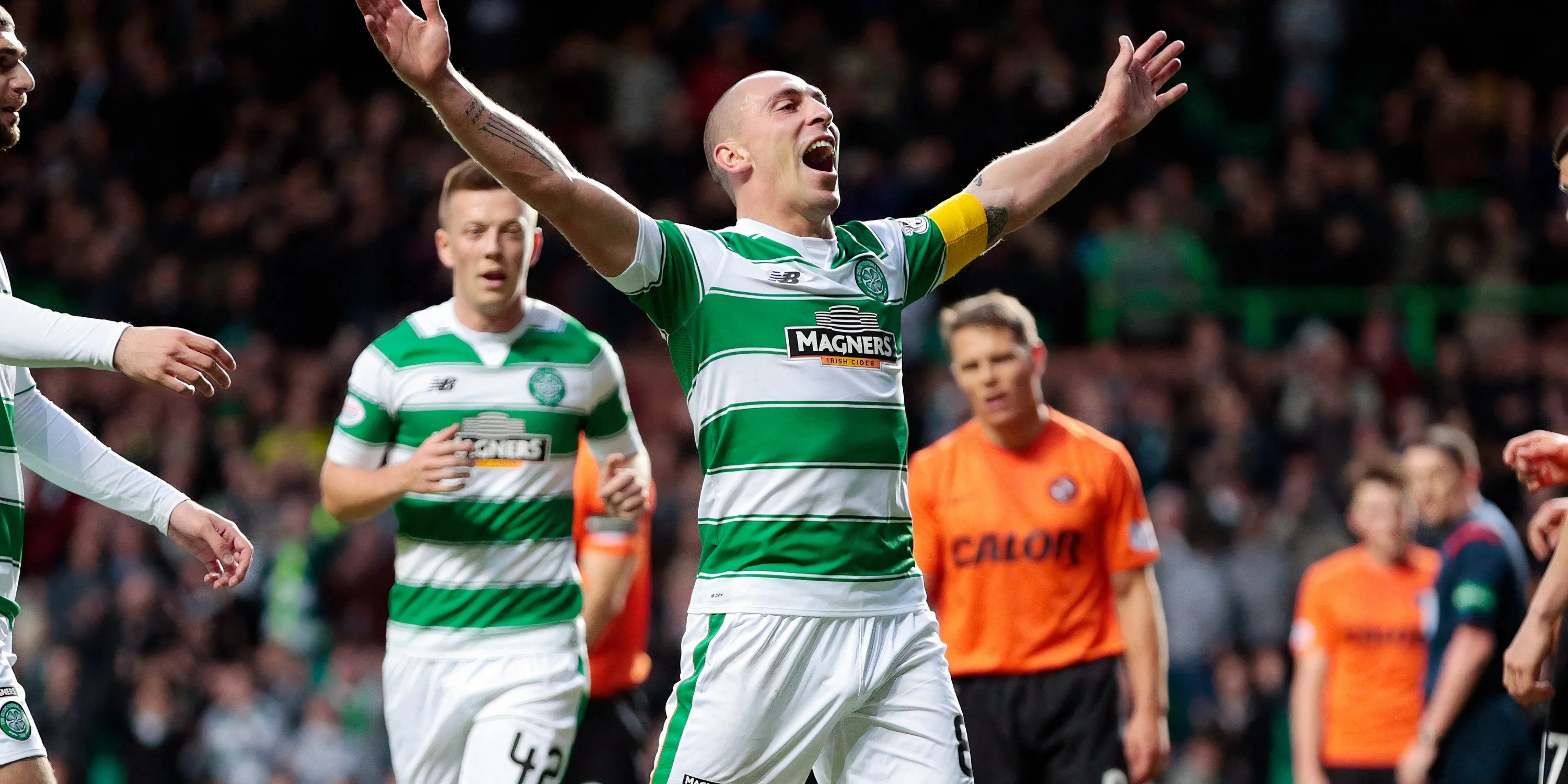 Scott Brown huyền thoại giữa sân của Celtic và di sản Premiership