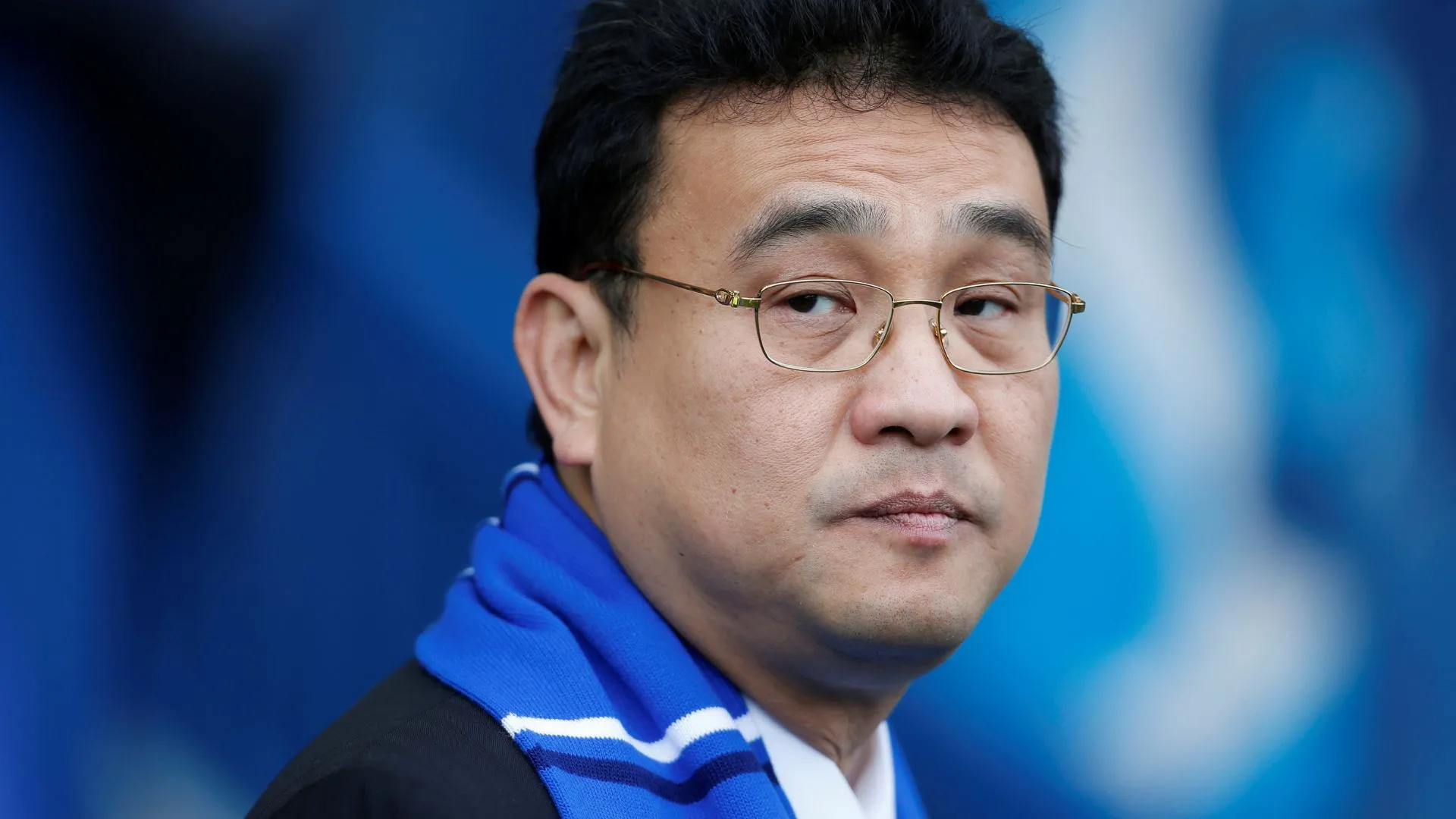 Ông chủ Dejphon Chansiri của Sheffield Wednesday, người đang đứng trước áp lực lớn từ người hâm mộ