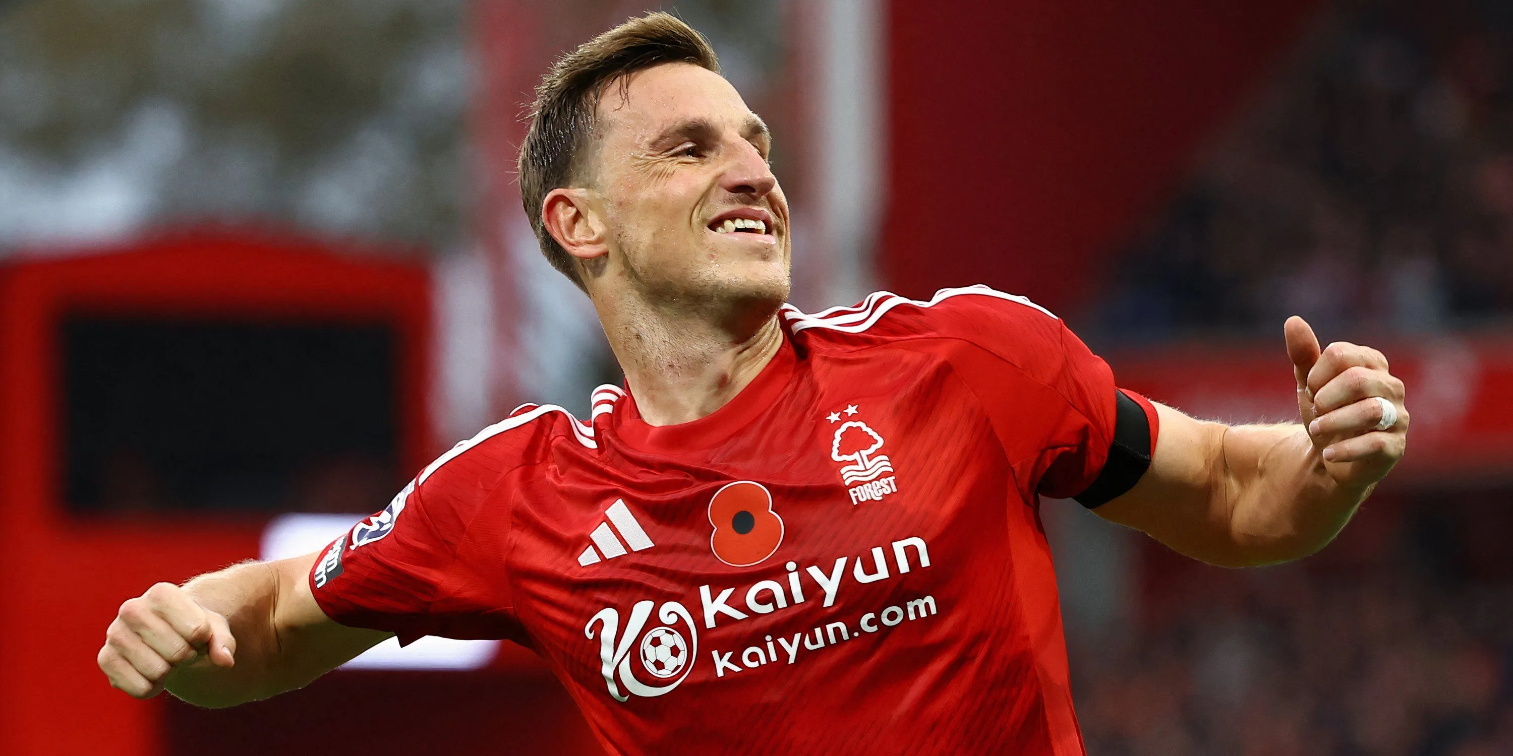 Tiền đạo Chris Wood của Nottingham Forest ăn mừng bàn thắng, người đang có phong độ cao ở đầu mùa giải Premier League.