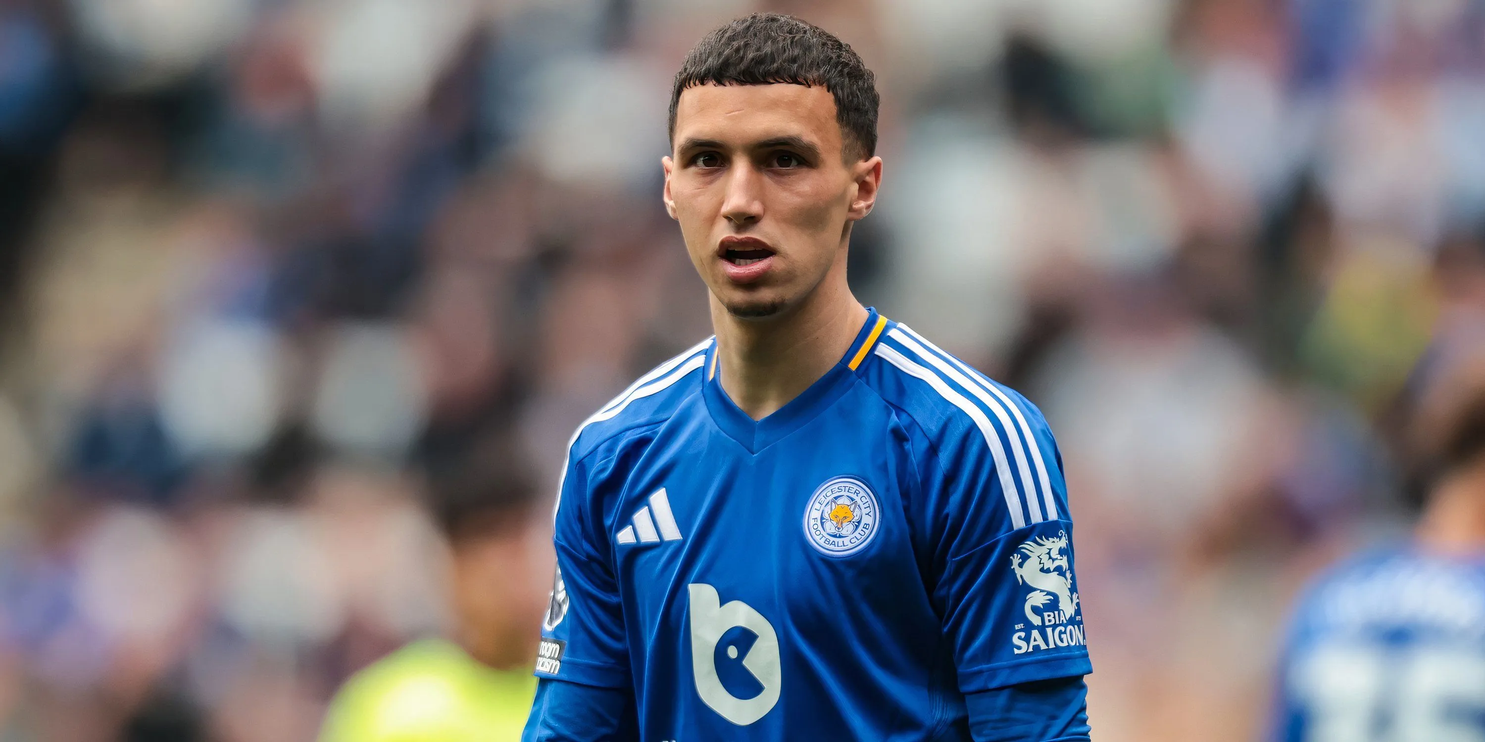 Tiền vệ Bilal El Khannouss trong màu áo Leicester City